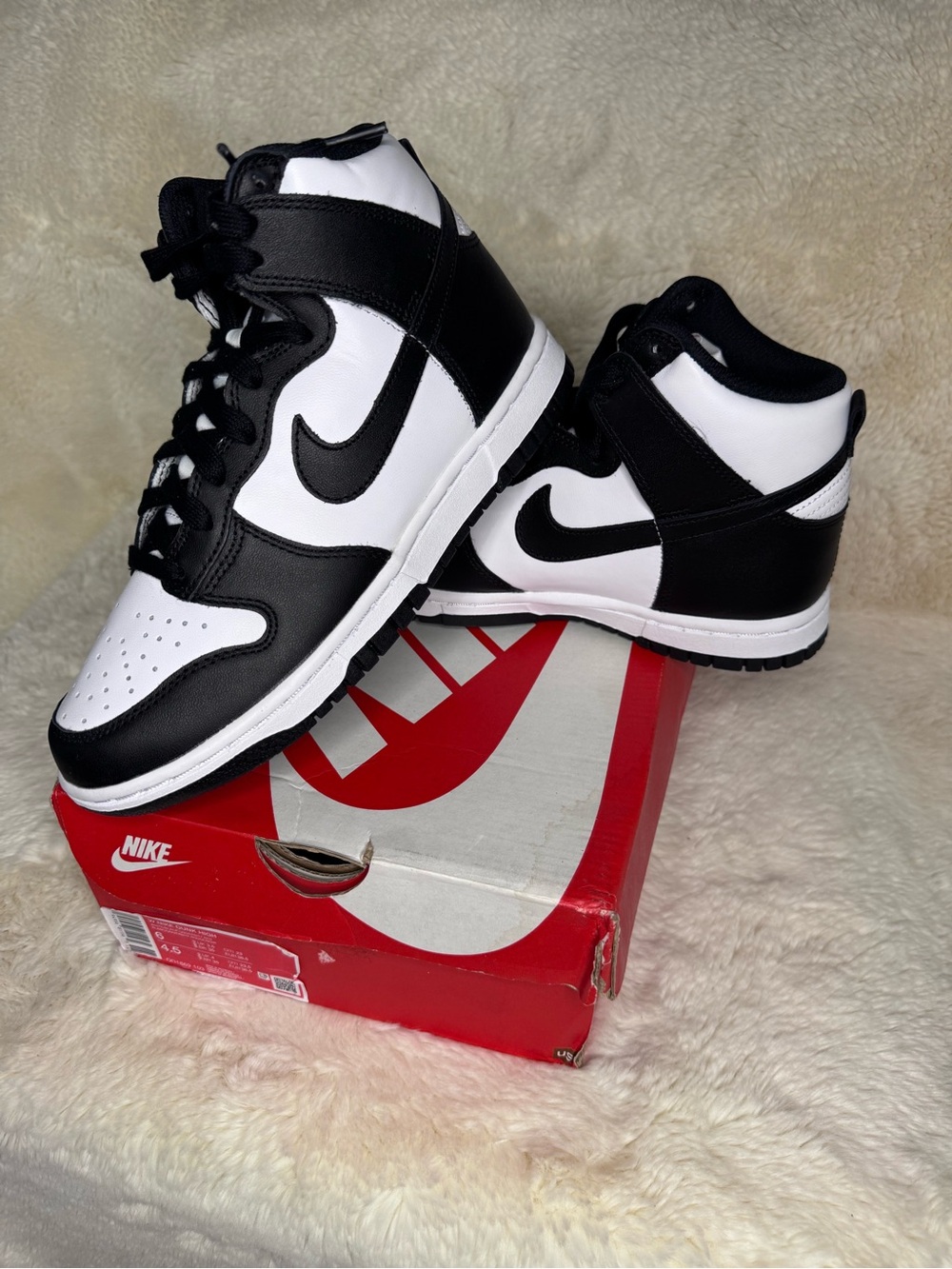 New in Box 🎉 Women’s Nike Dunk High -Size 6